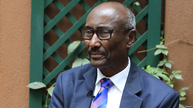 FILE - Somalia's Central Bank Governor Bashir Issa Ali speaks during a Reuters interview in Kenya's capital Nairobi, Jan. 28, 2016.